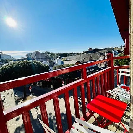 Avec Balcon Au Coeur De *